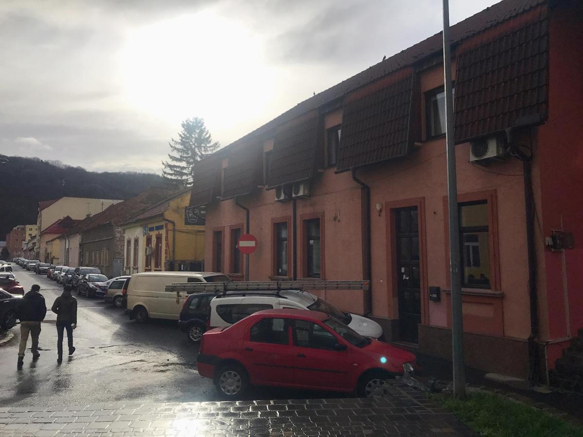 Casa Pino Hotell Braşov Exteriör bild