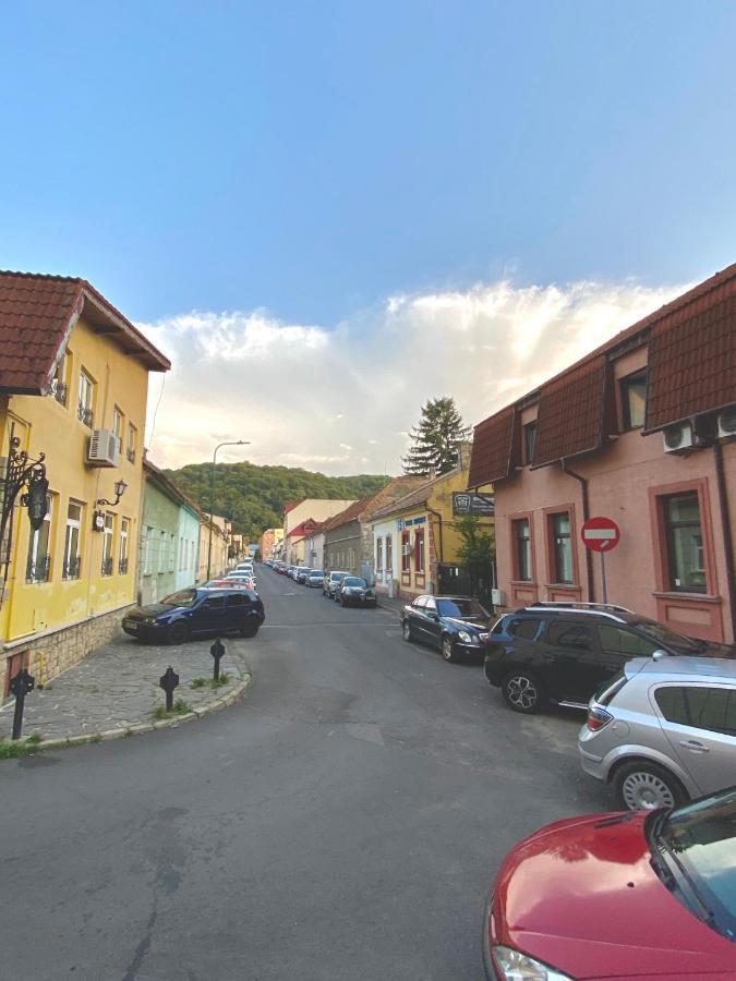 Casa Pino Hotell Braşov Exteriör bild
